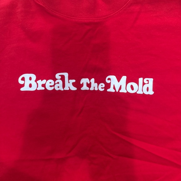 Uniqlo UT Verdy Break The Mold Graphic Tee Red Boxy - Picture 4 of 8